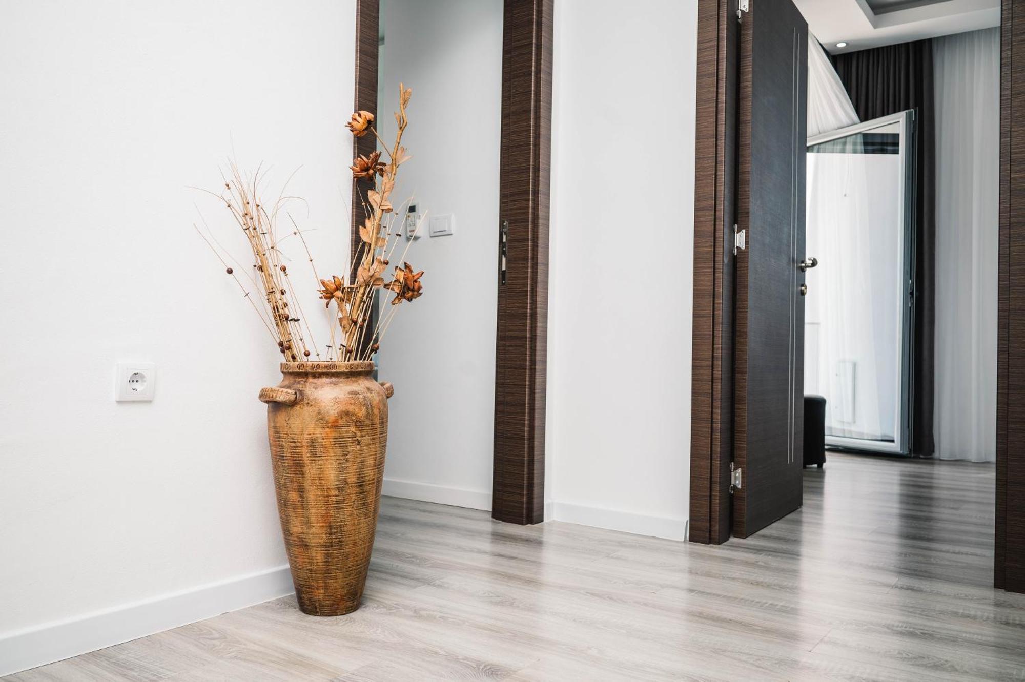 Apartments Antique Улцинь Экстерьер фото